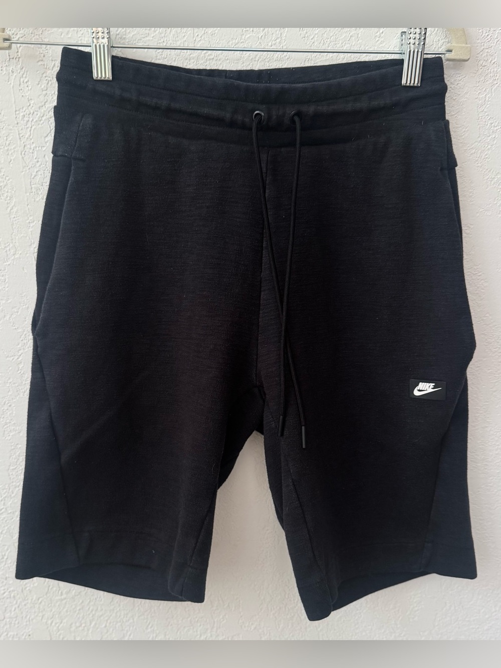 Nike Men's black Twisted seam short with back pocket metal zipper- cotton blend